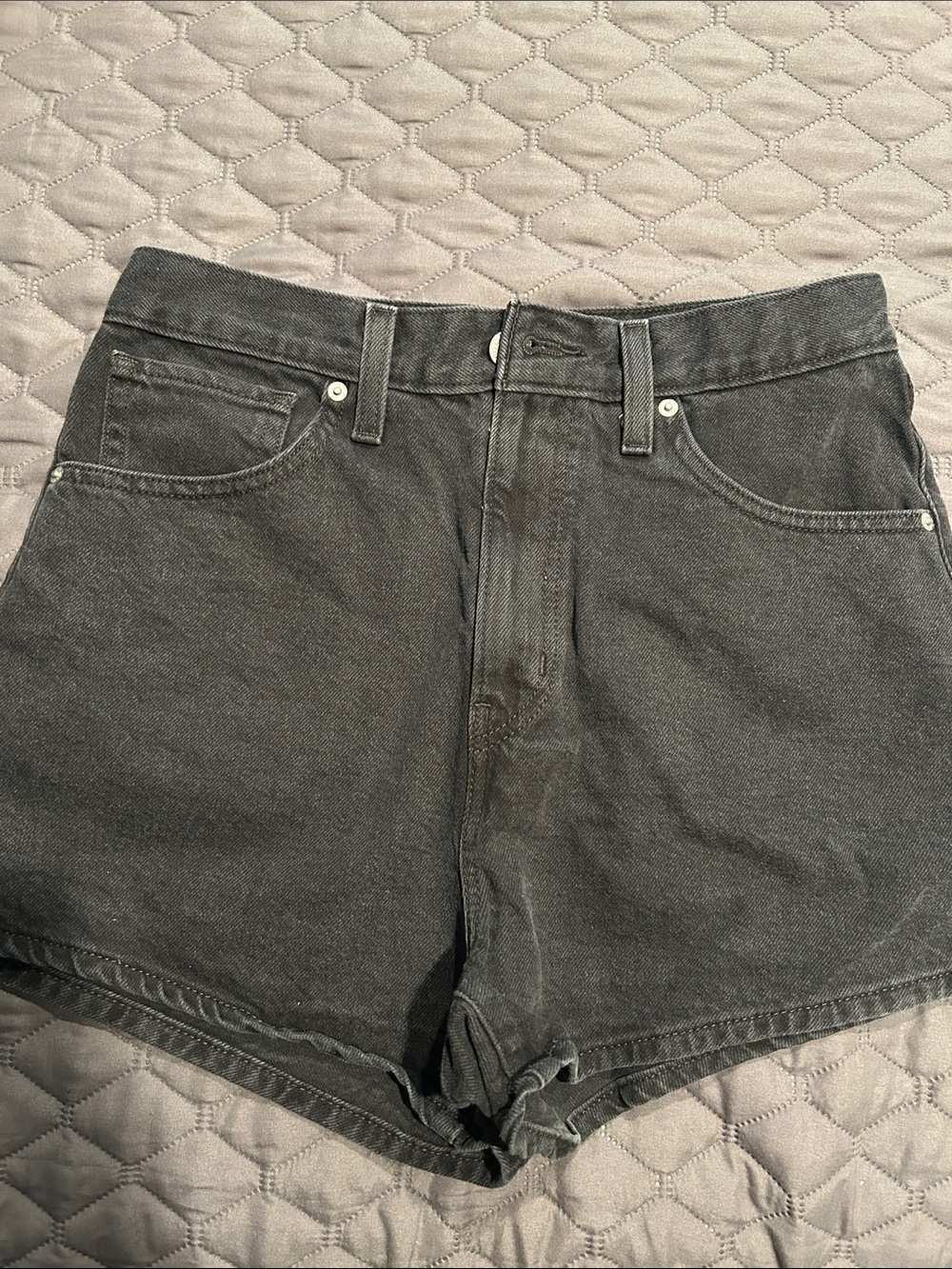 Women's High-Rise Black Denim Shorts, size 30